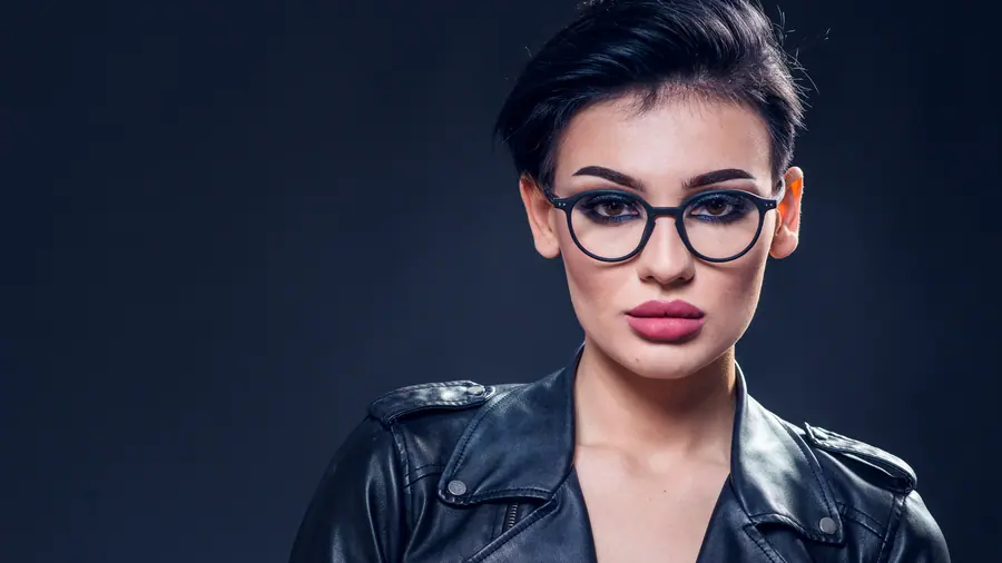 Portret business realizat în studioul Pixon din București