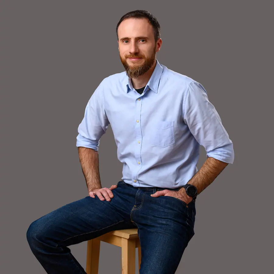 Portret business realizat în studioul Pixon din București