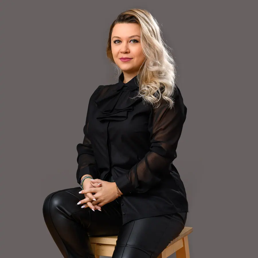 Portret business realizat în studioul Pixon din București