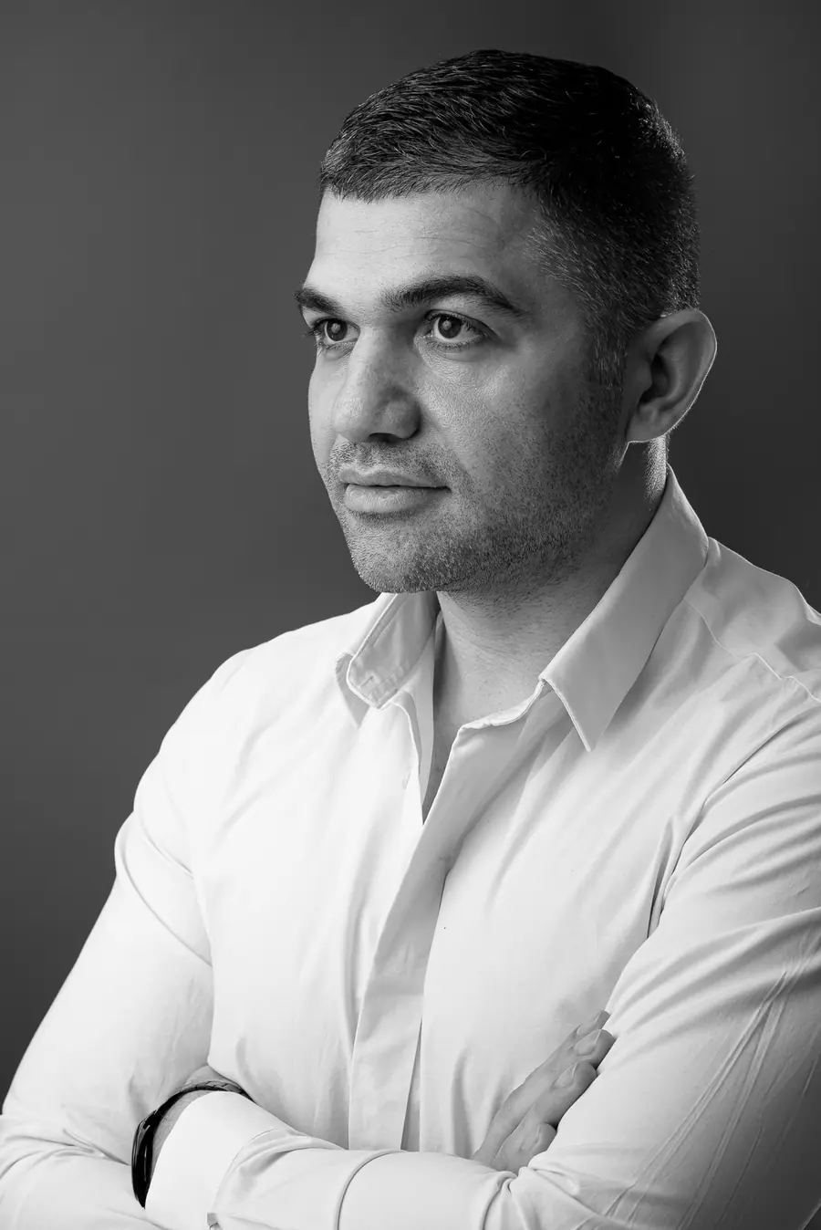 Portret business realizat în studioul Pixon din București