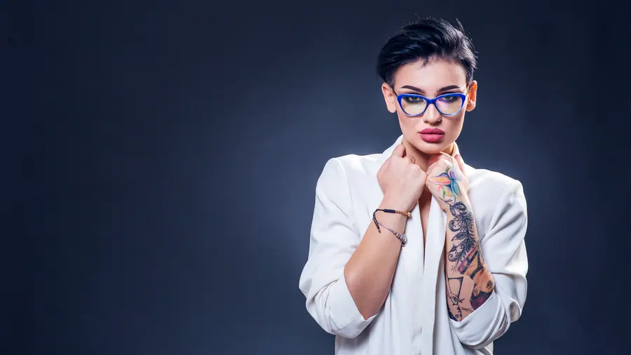 Fotografie fashion de produs, realizată în studioul Pixon din București